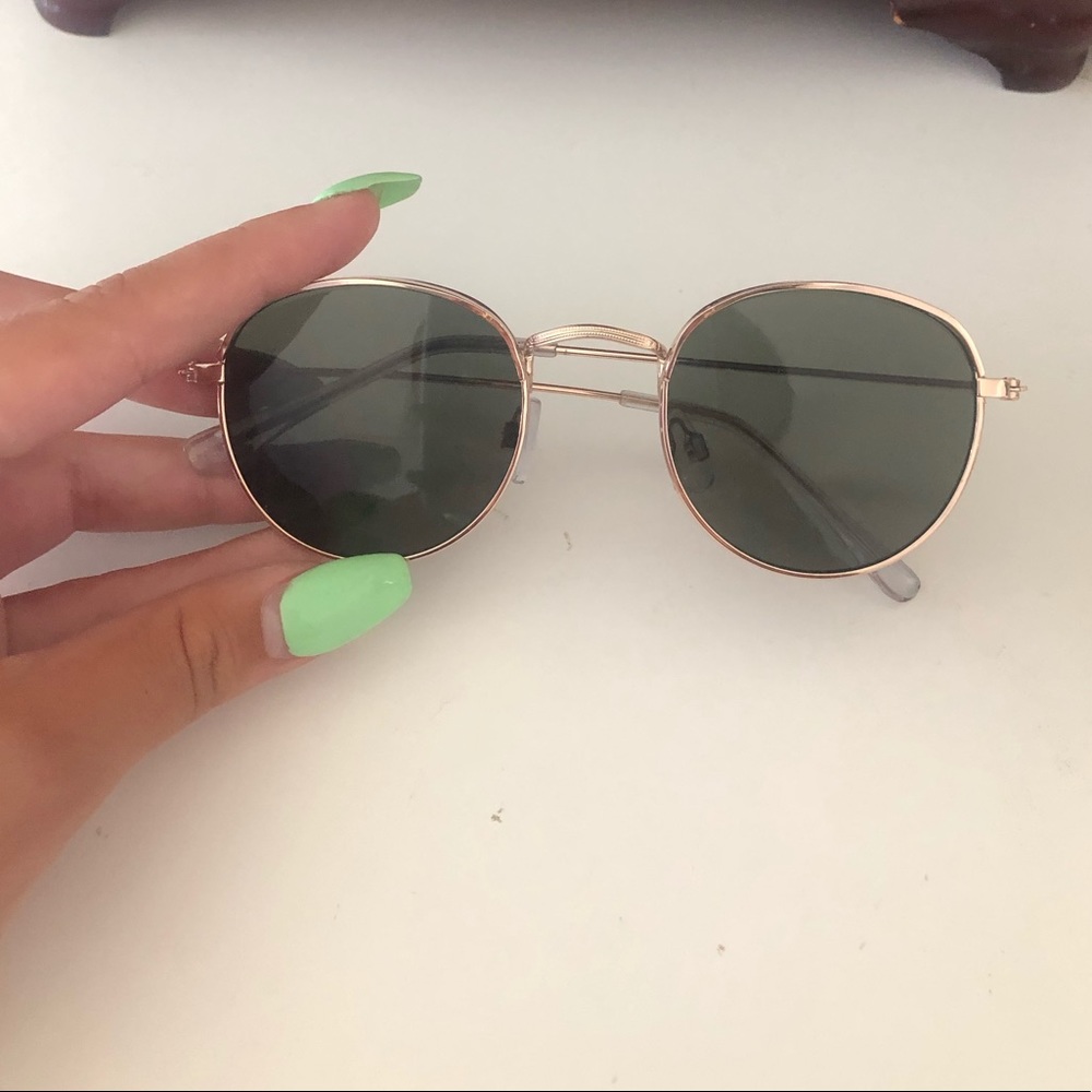 sun glasses